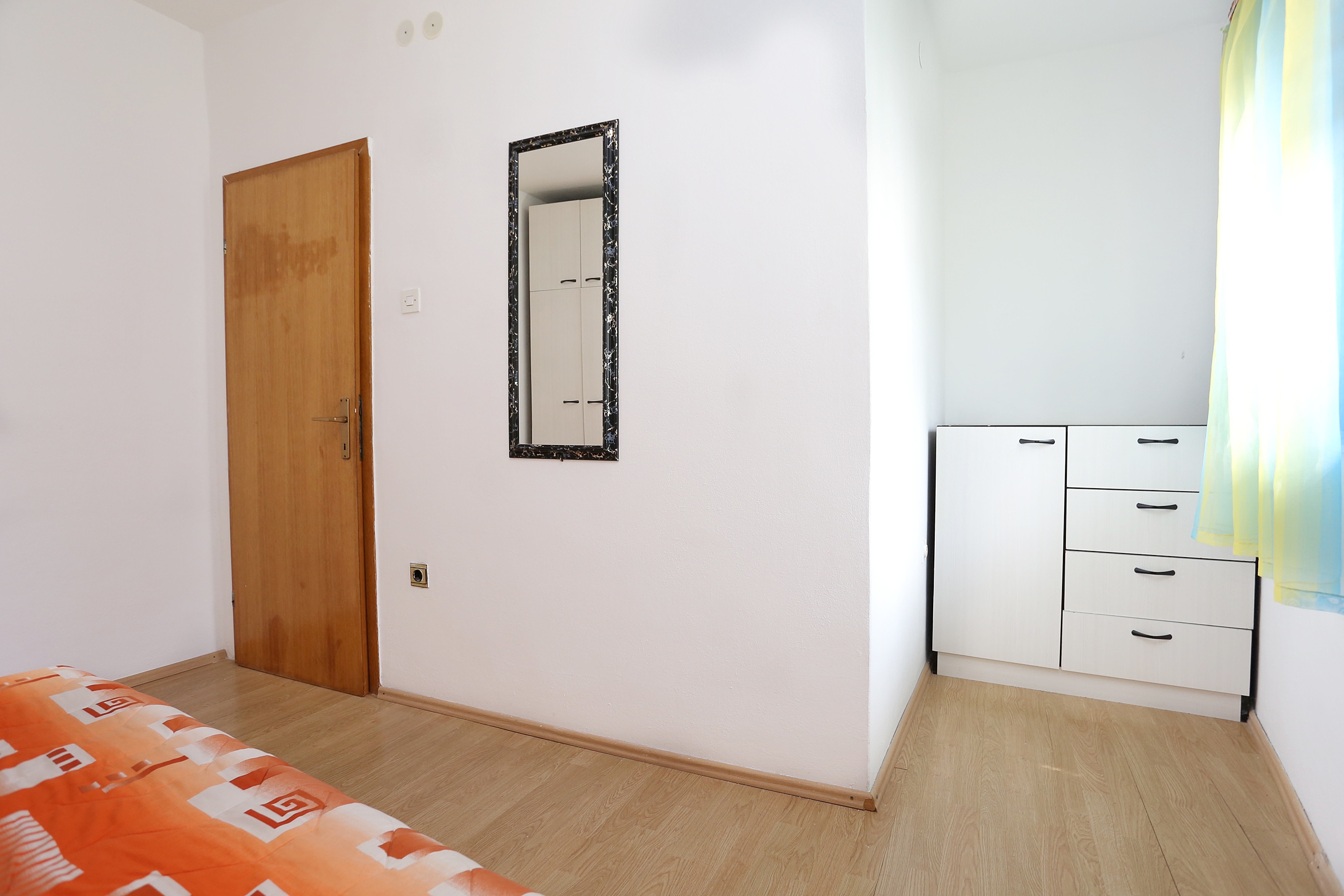 One bedroom apartment near beach Trstenik, Pelješac  A-a