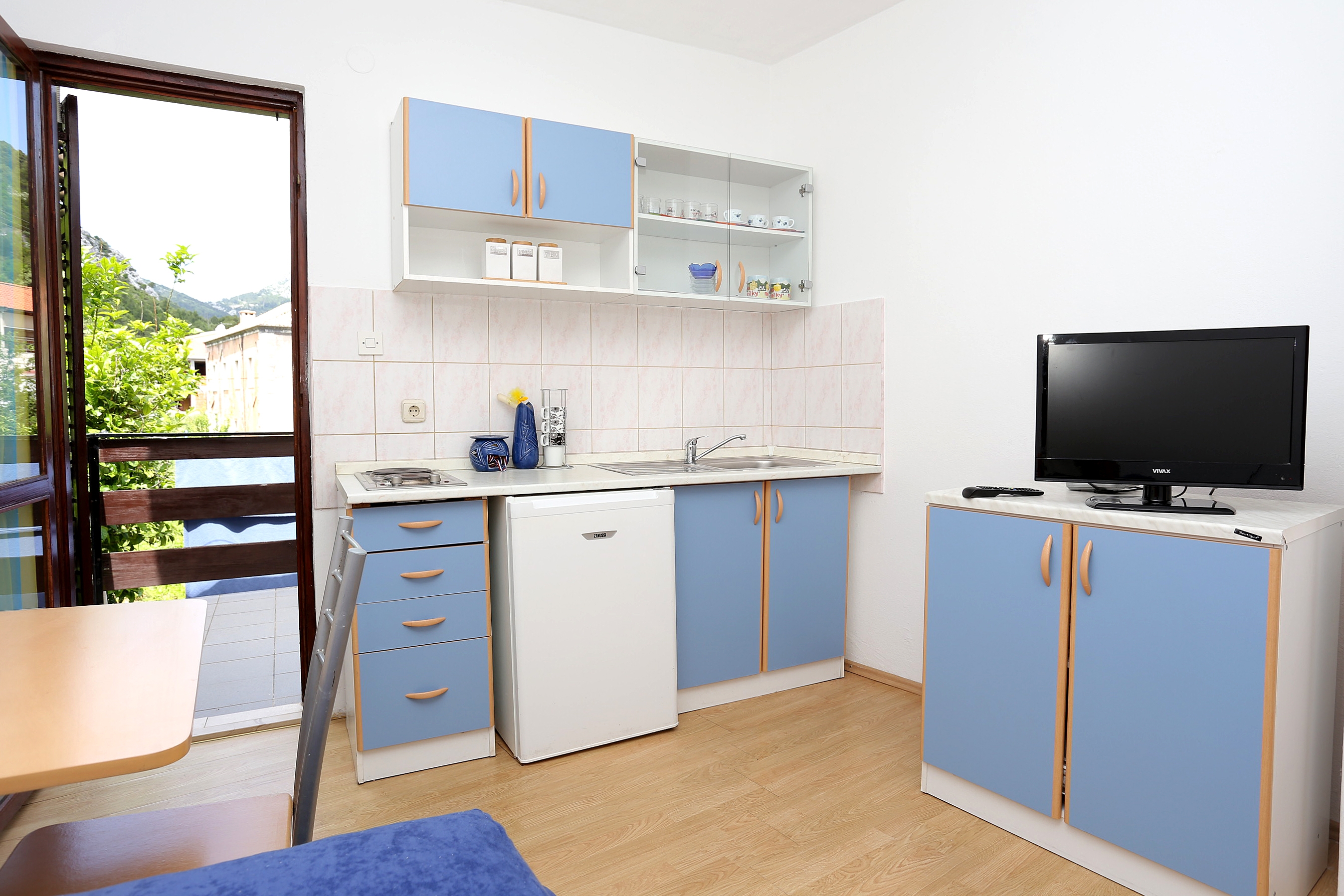 One bedroom apartment near beach Trstenik, Pelješac  A-a