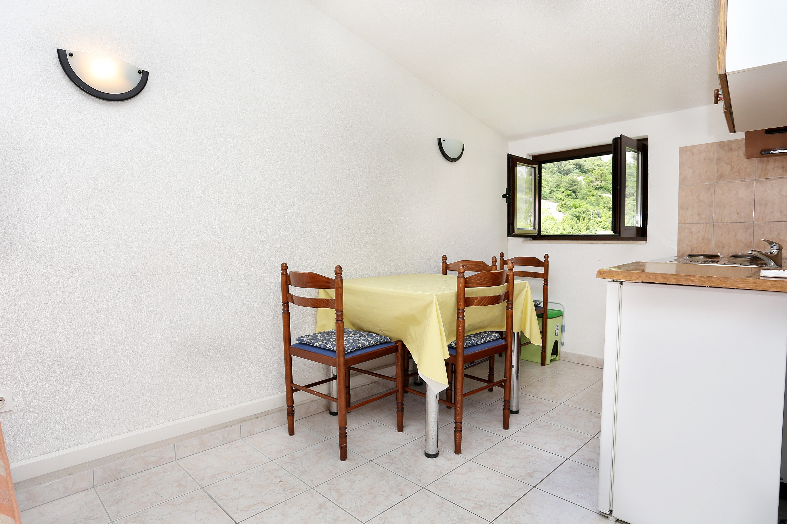 Studio flat near beach Trstenik, Pelješac (AS-4567-a) Studio flat near beach Trstenik, Pelješac (AS-4567-a)