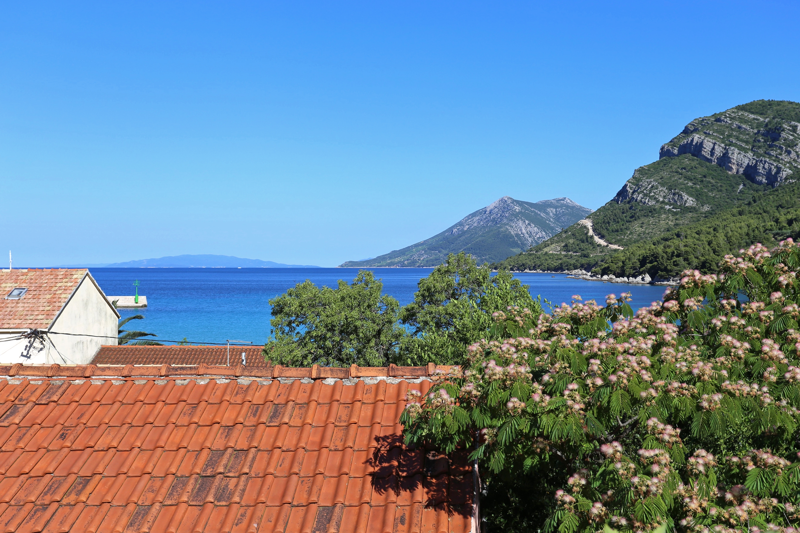 One bedroom apartment with terrace and sea view Žuljana, Pelješac  A-a