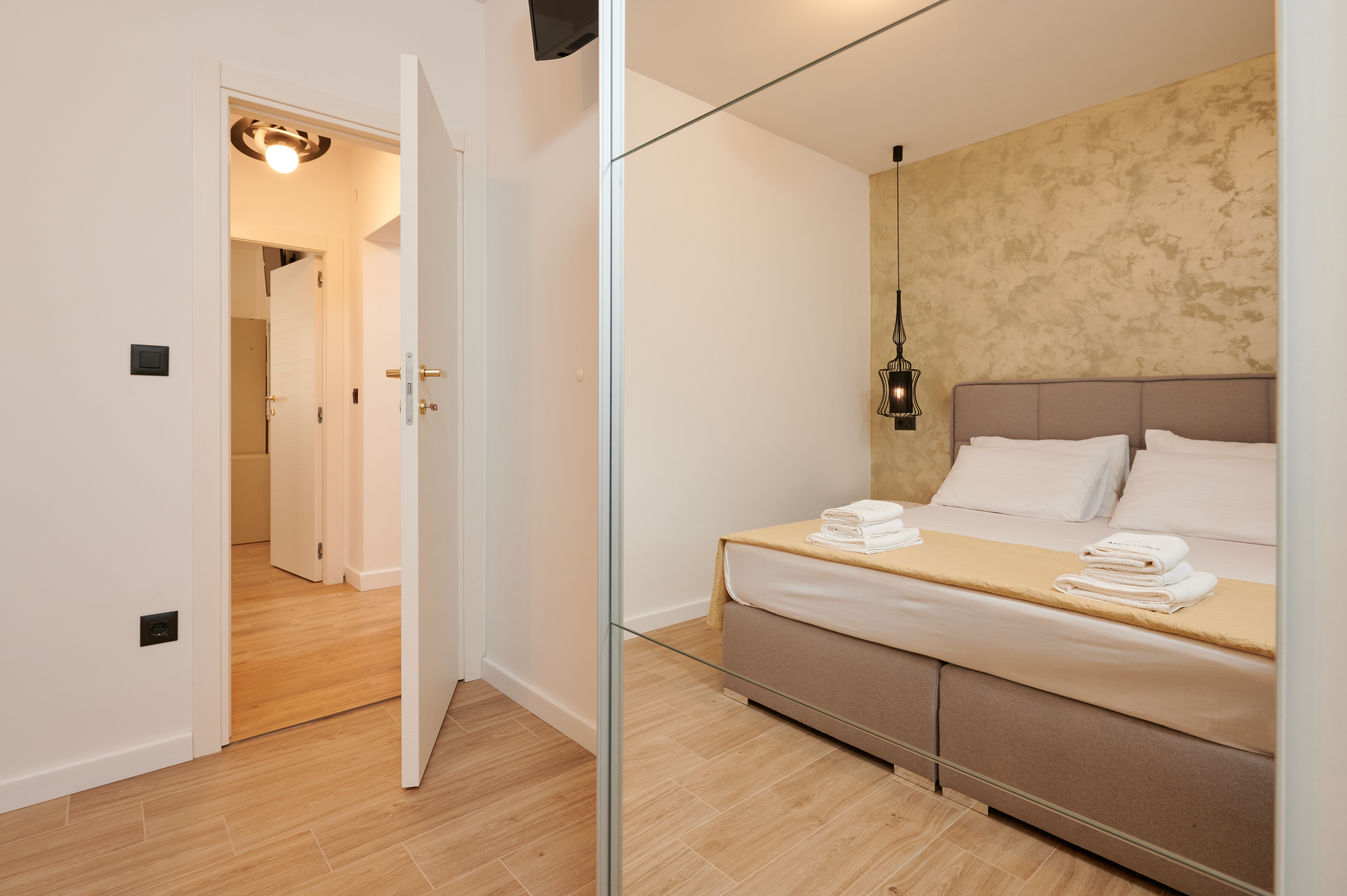 Two bedroom apartment near beach Okrug Gornji, Čiovo  A-d