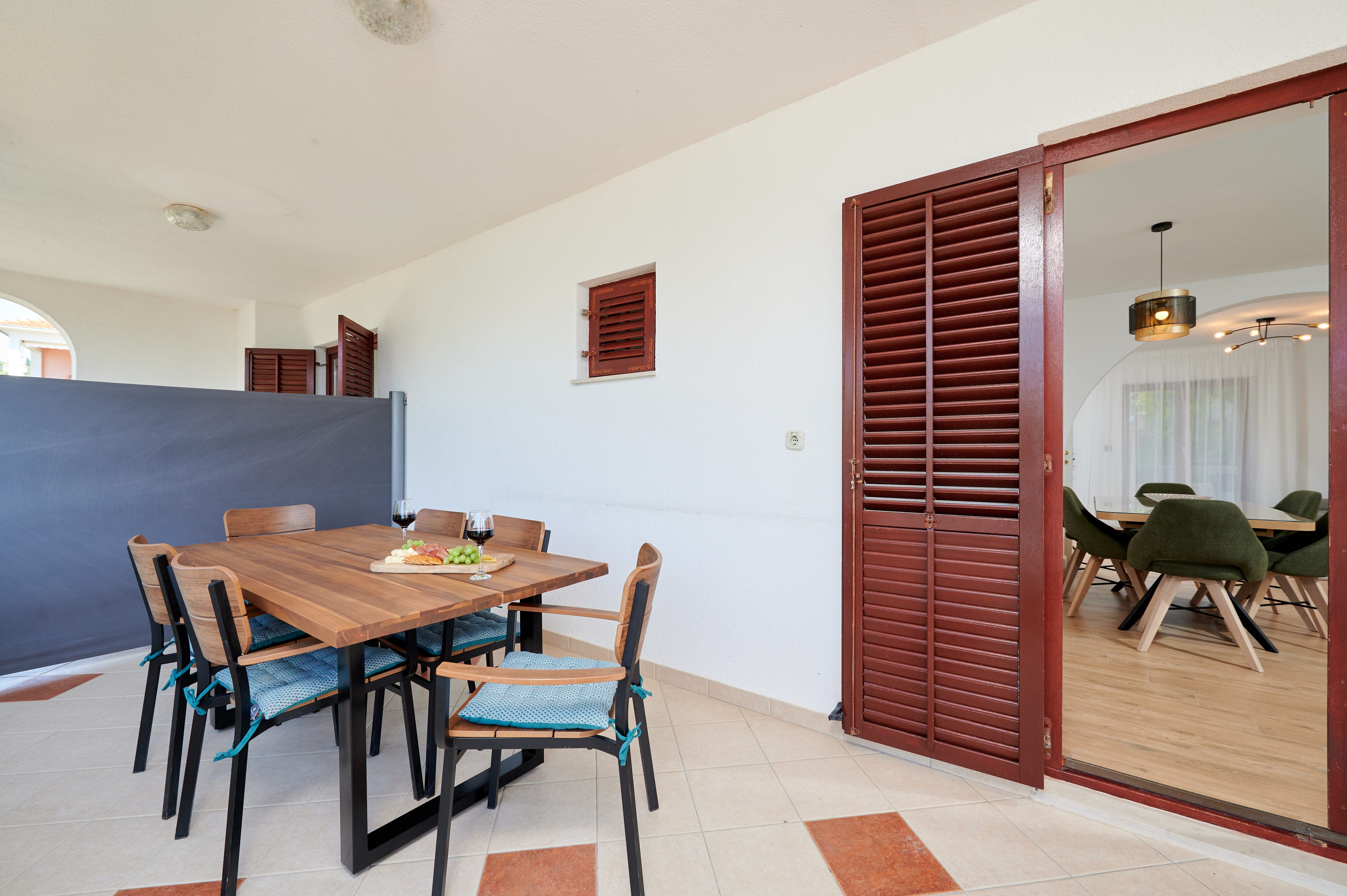 Two bedroom apartment near beach Okrug Gornji, Čiovo  A-d