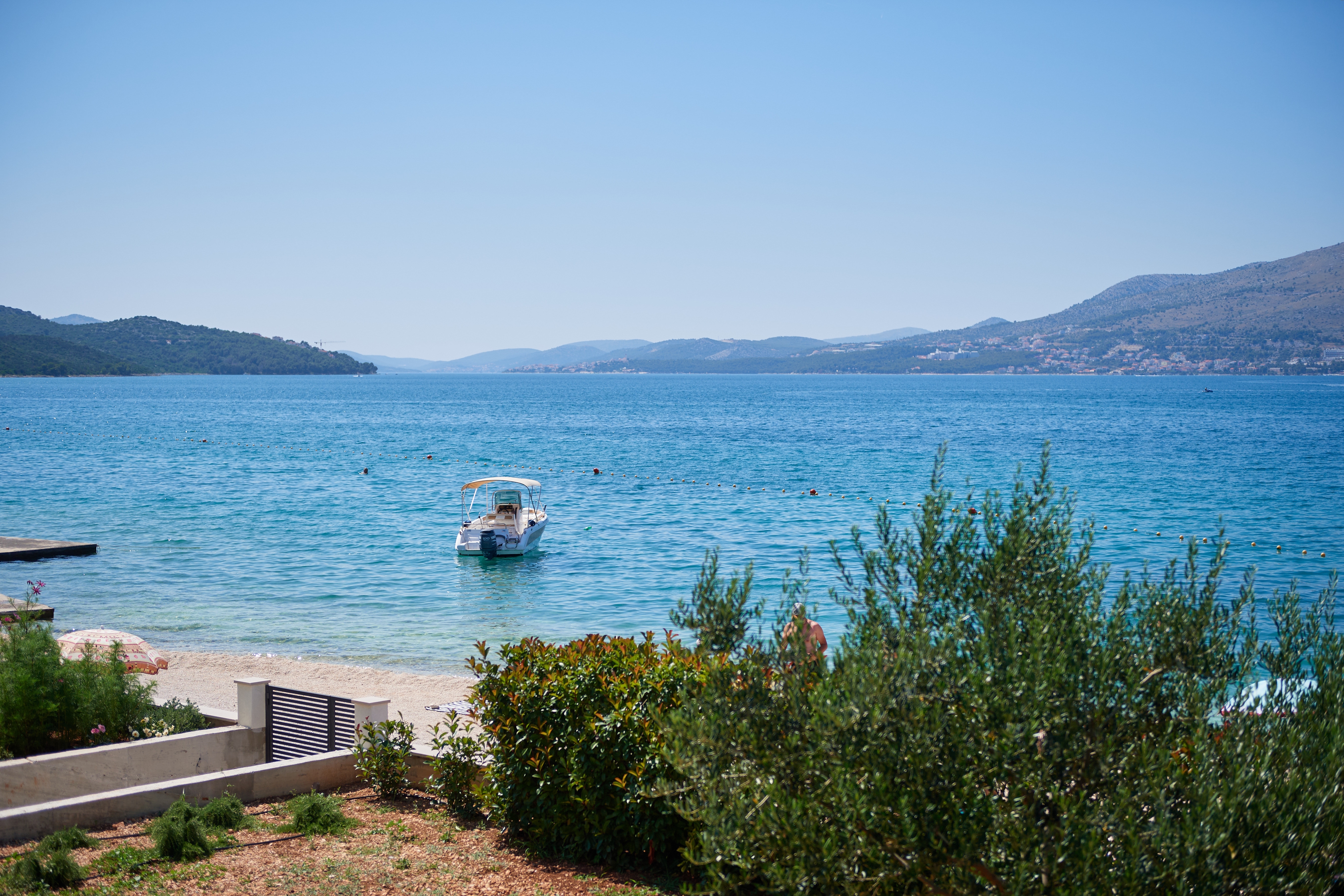 Two bedroom apartment near beach Okrug Gornji, Čiovo  A-d