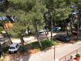 Parkovisko Jelsa, Hvar, Parkovisko 4586 - Ubytovanie s piesočnatou plážou.