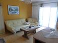 Living room Jelsa, Living room in the apartment, air condition available and WiFi.