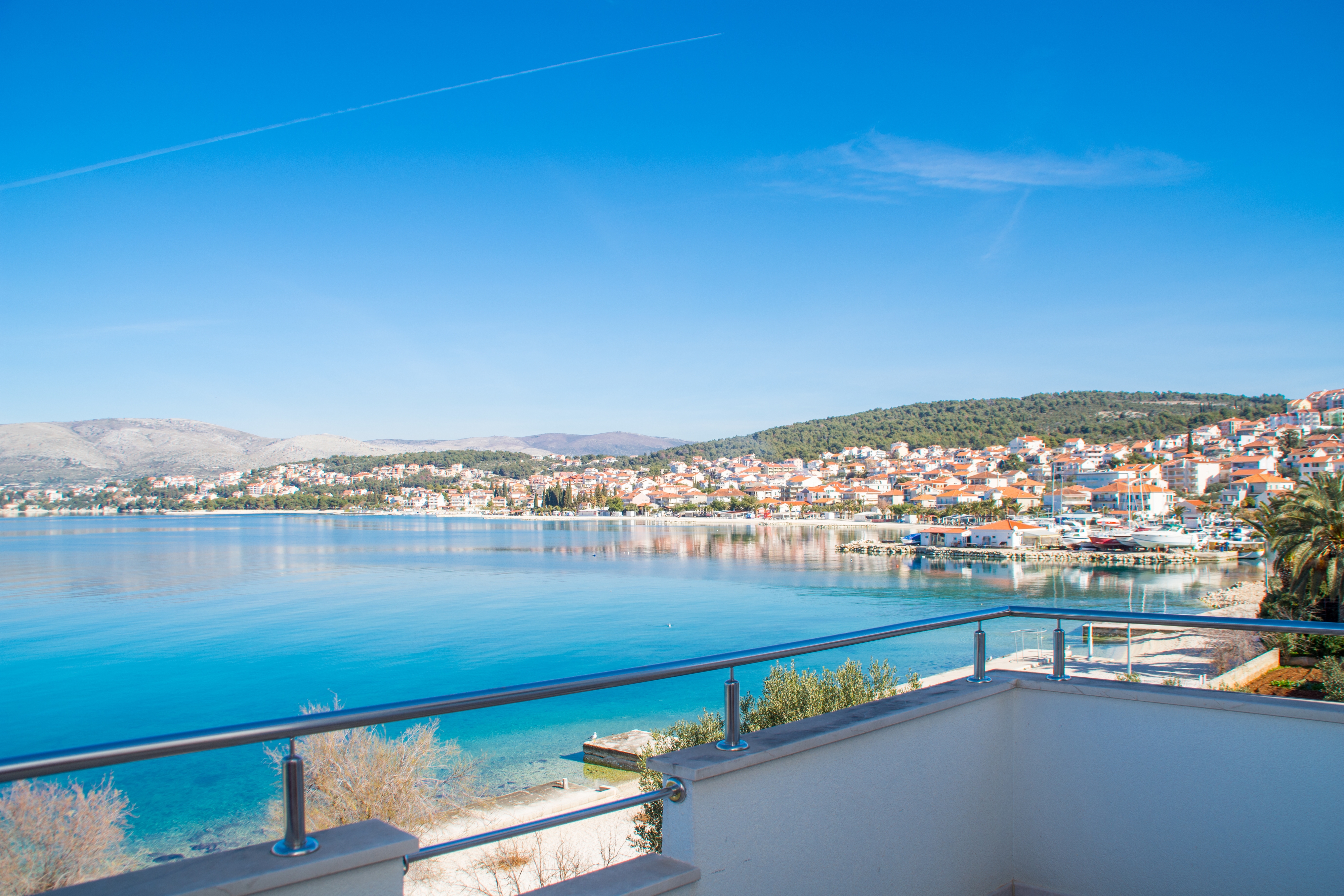 Two bedroom apartment near beach Okrug Gornji, Čiovo  A-b