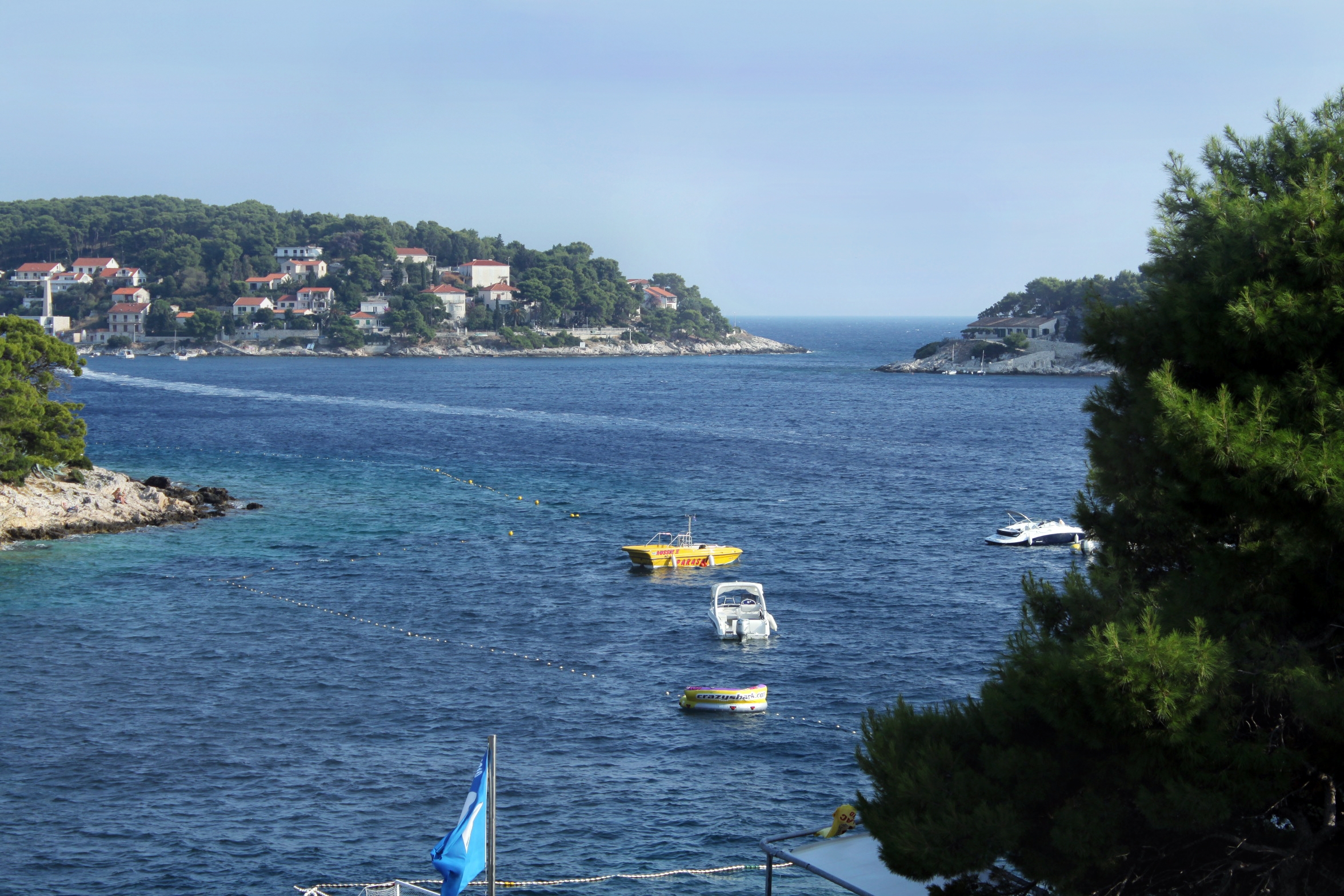 Two bedroom apartment near beach Hvar  A-b