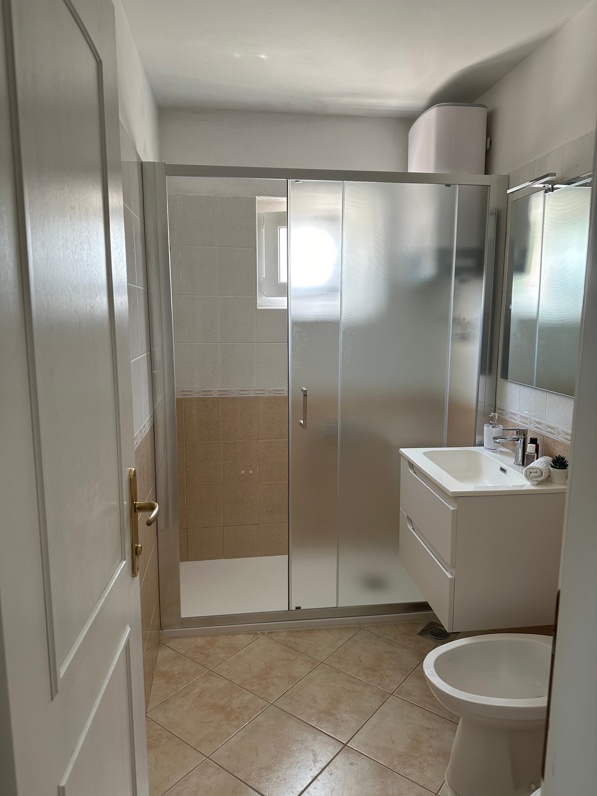Two bedroom apartment near beach Hvar  A-b
