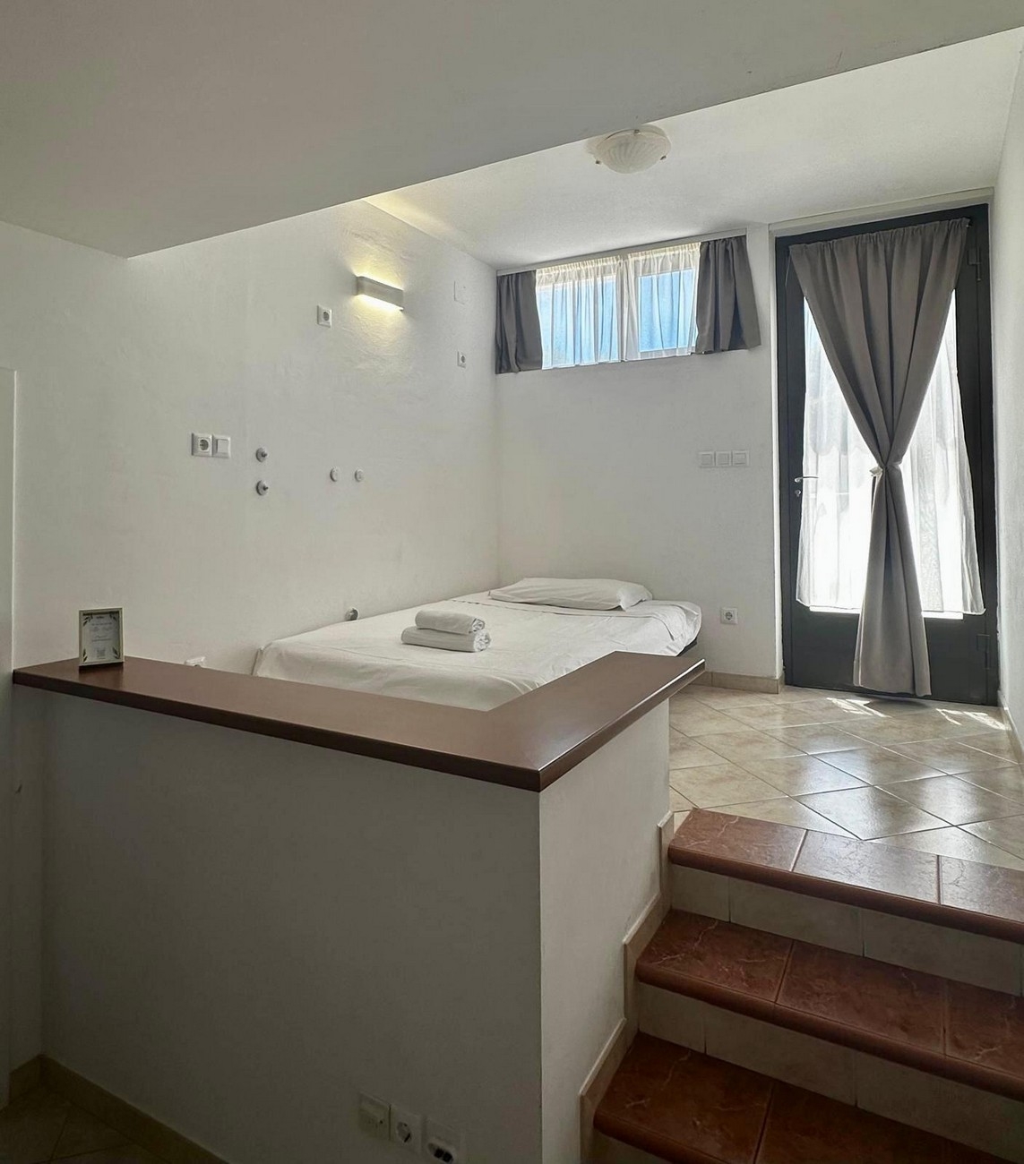 Two bedroom apartment near beach Hvar (A-4591-b)