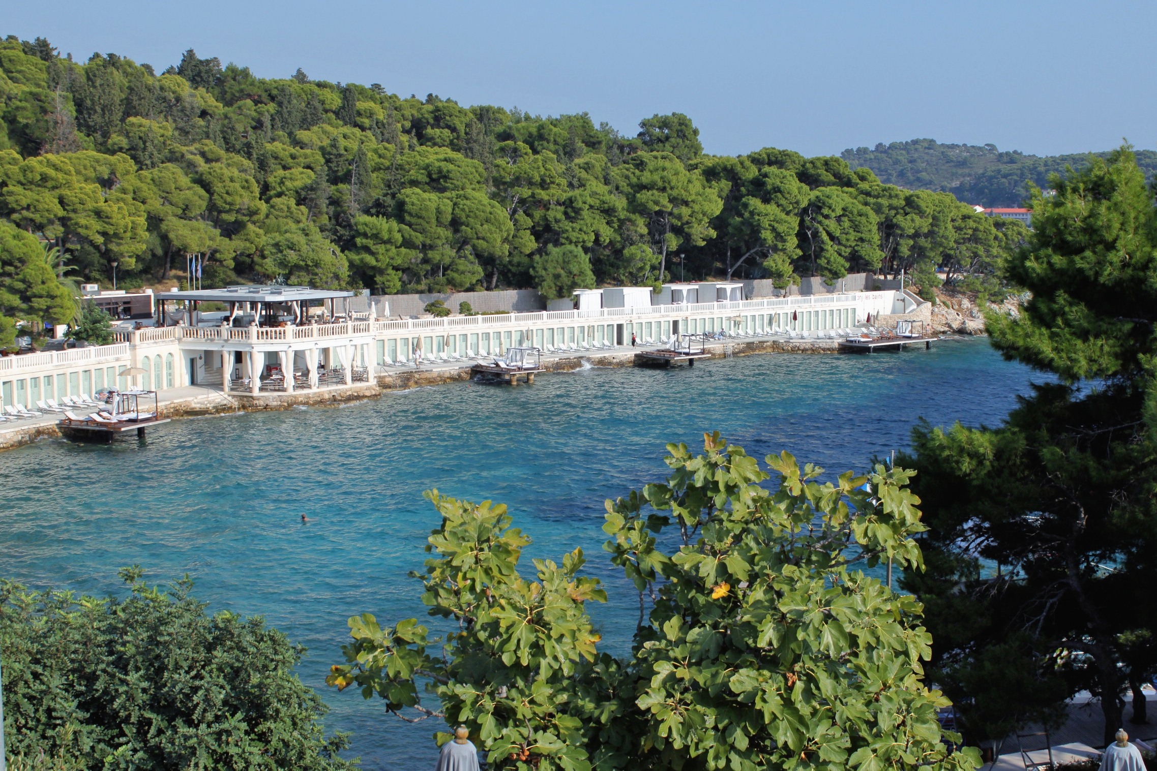 Two bedroom apartment near beach Hvar  A-b