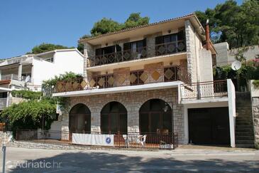 Property Jelsa, Hvar, Property 4595 - Apartments with pebble beach.