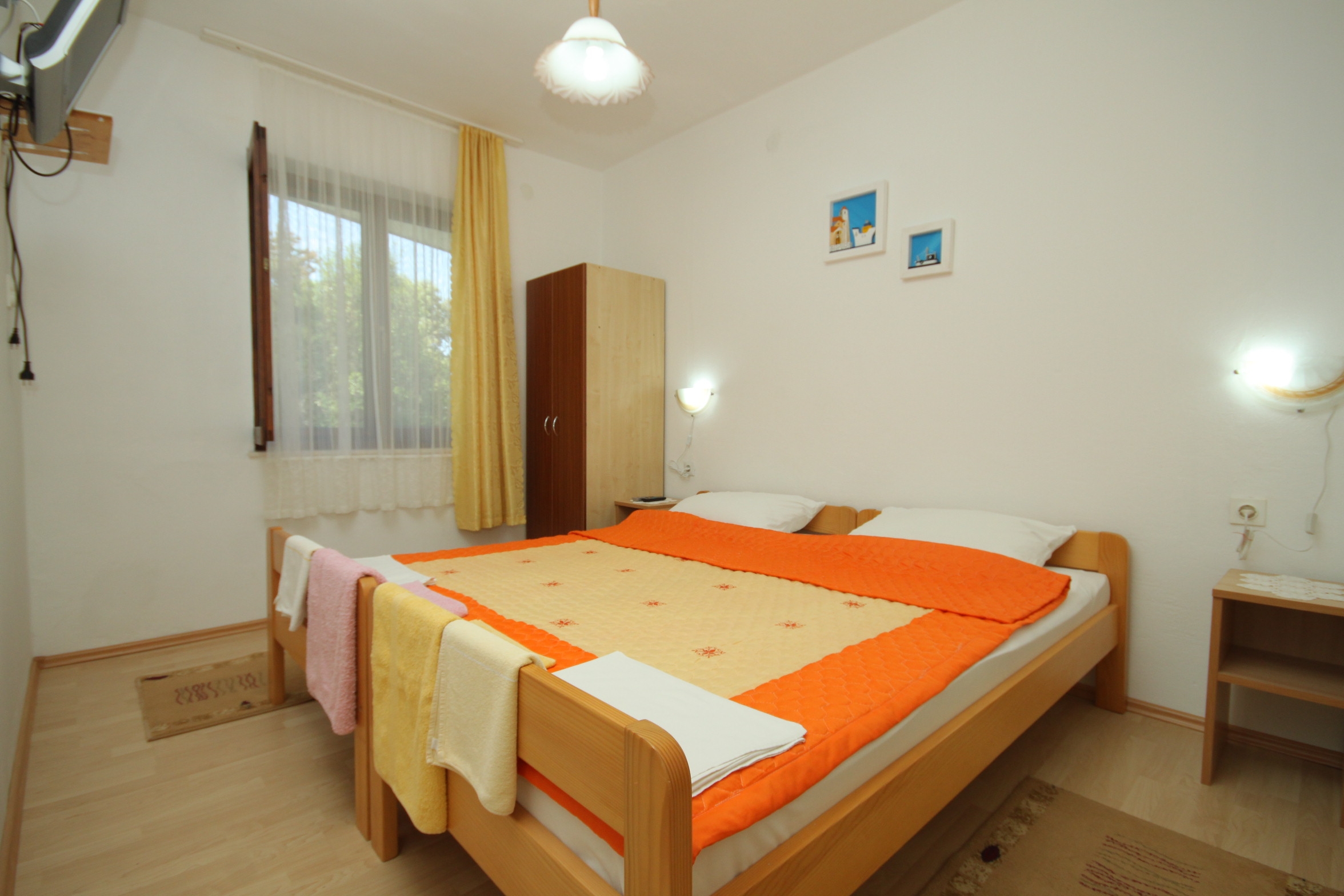 Top Hvar Zaraće (Gdinj) Top Hvar Zaraće (Gdinj)