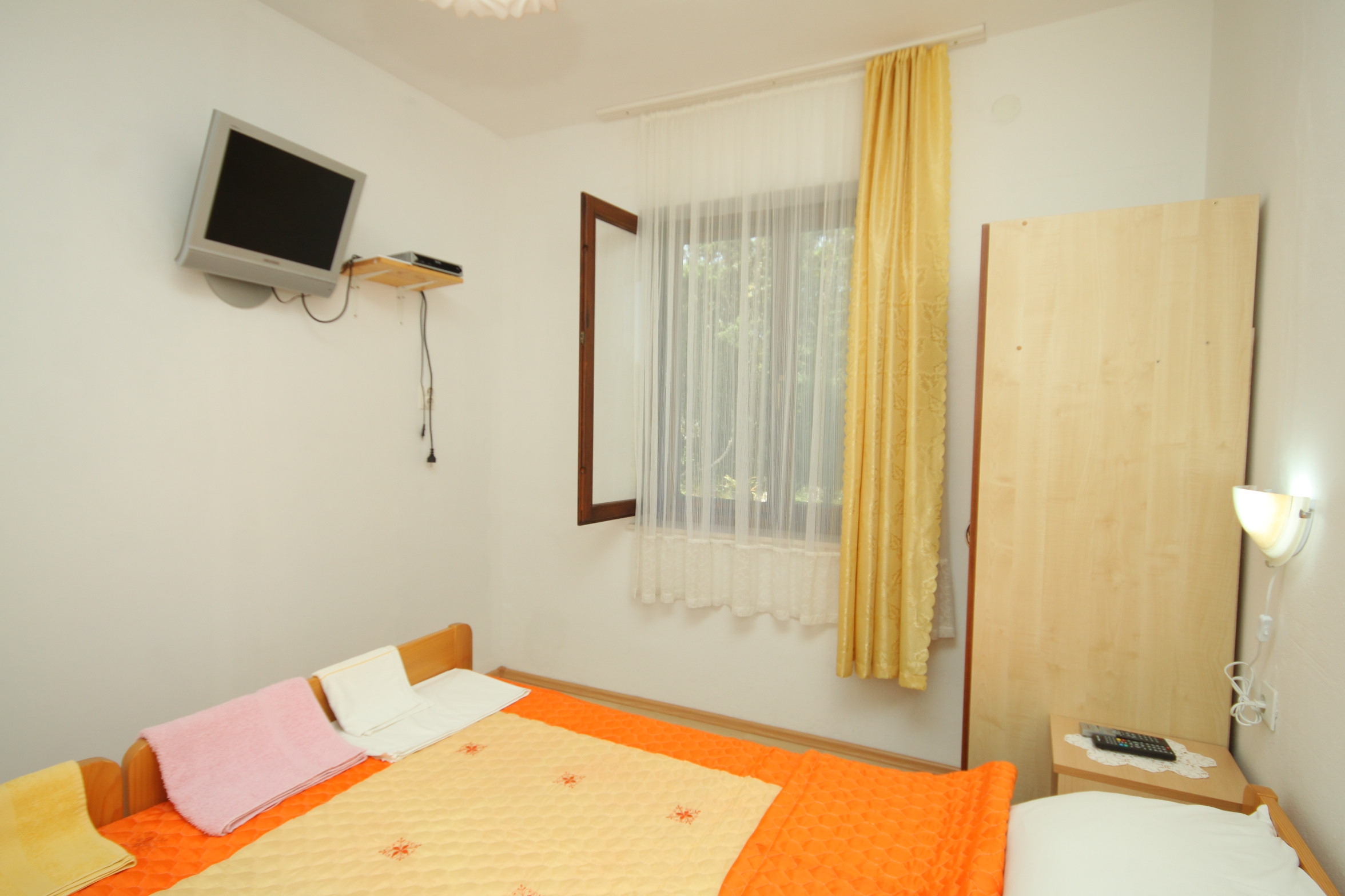 Top Hvar Zaraće (Gdinj) Top Hvar Zaraće (Gdinj)