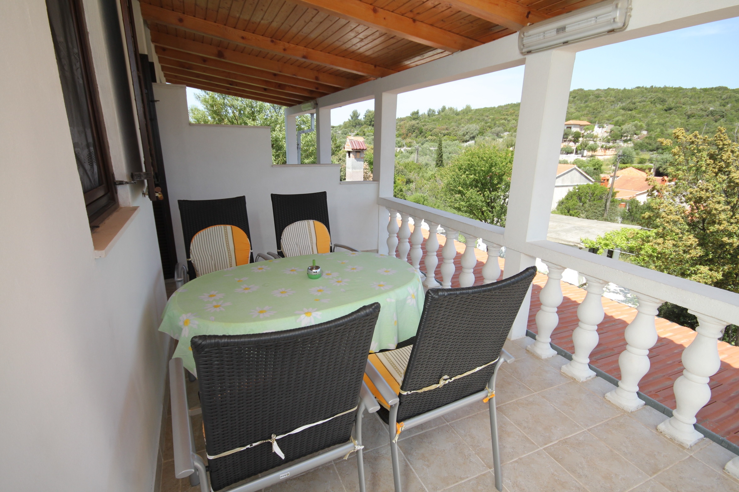 Two bedroom apartment with terrace and sea view Cove Zarace (Gdinj), Hvar  A-d
