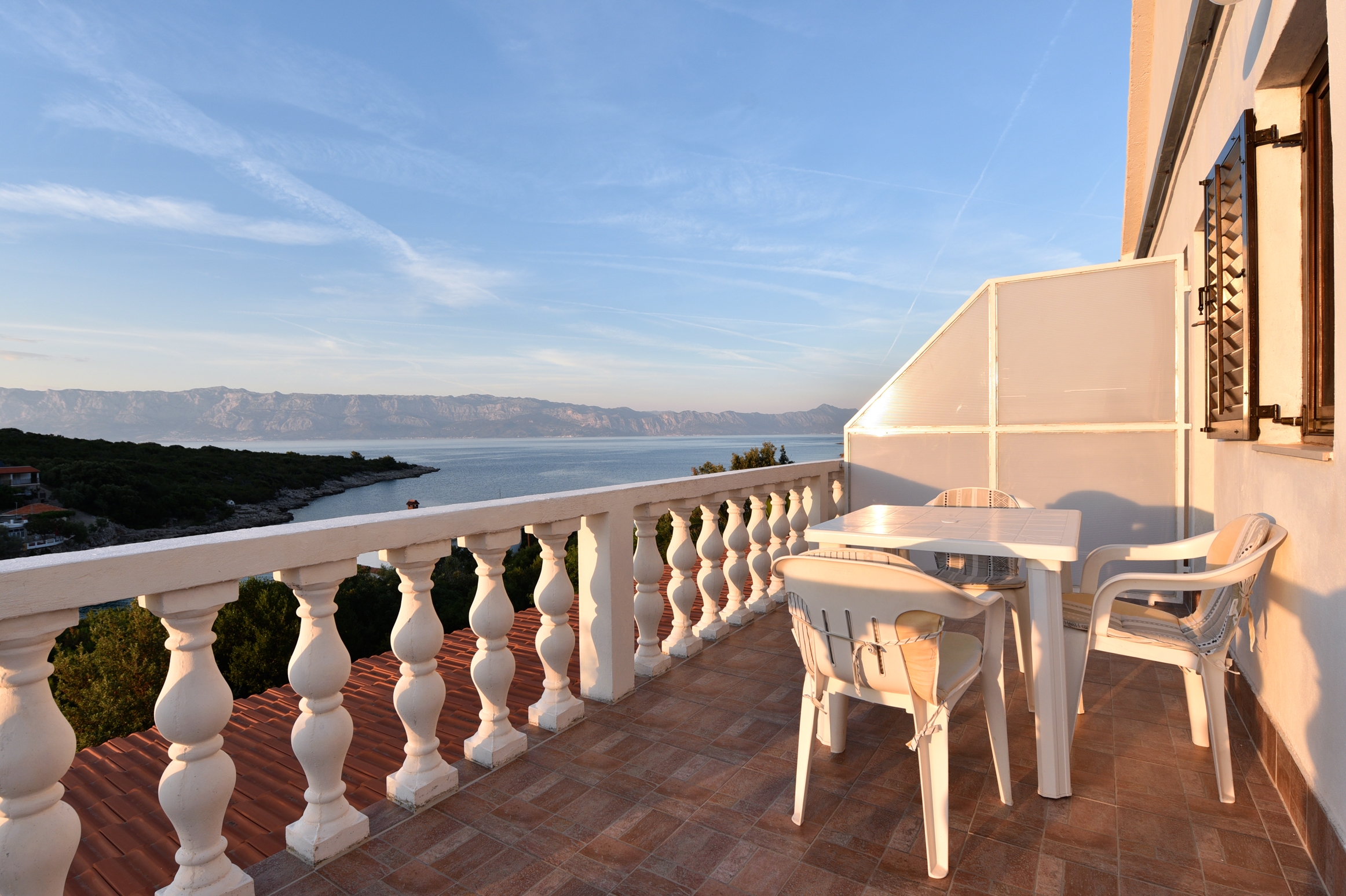 Two bedroom apartment with terrace and sea view Cove Zarace (Gdinj), Hvar (A-4597-f) Two bedroom apartment with terrace and sea view Cove Zarace (Gdinj), Hvar (A-4597-f)