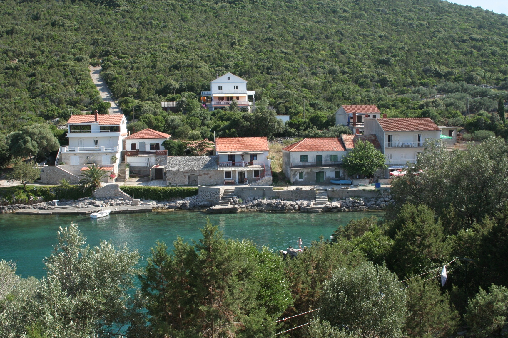 Two bedroom apartment near beach Cove Zarace (Gdinj), Hvar  A-a