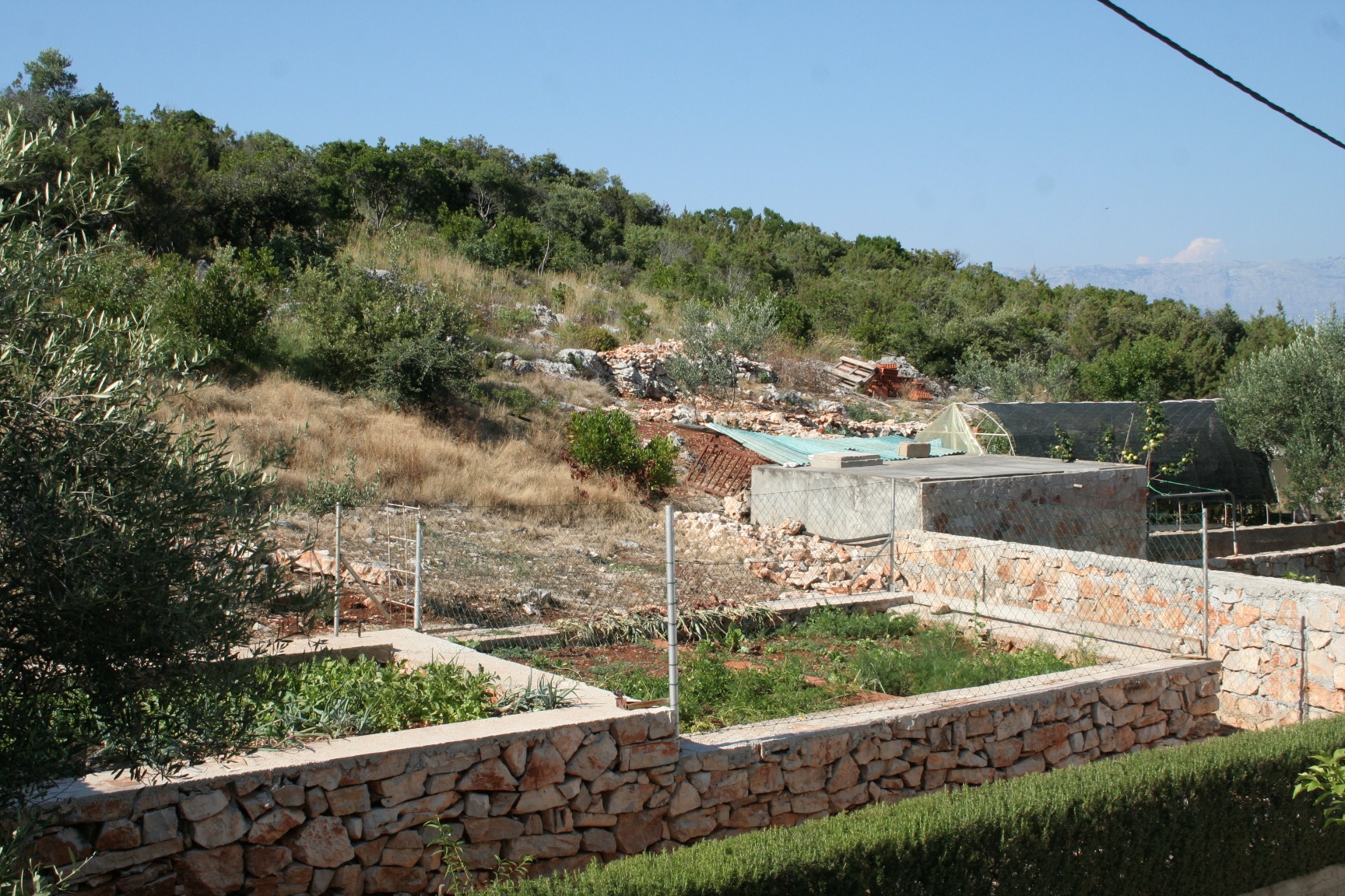 Two bedroom apartment near beach Cove Zarace (Gdinj), Hvar  A-a