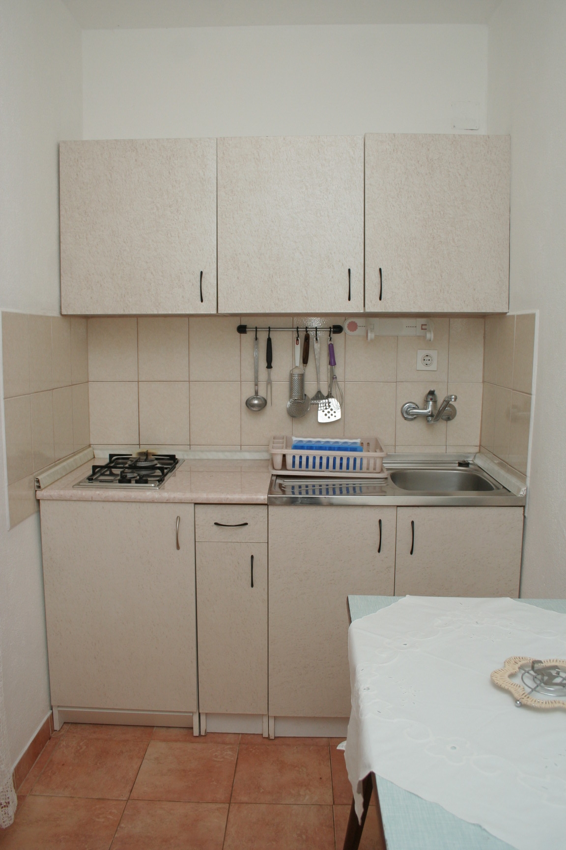 Two bedroom apartment near beach Cove Zarace (Gdinj), Hvar (A-4598-b) Two bedroom apartment near beach Cove Zarace (Gdinj), Hvar (A-4598-b)