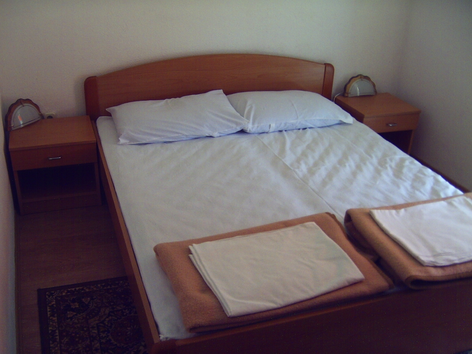 Two bedroom apartment near beach Cove Zarace (Gdinj), Hvar (A-4598-c) Two bedroom apartment near beach Cove Zarace (Gdinj), Hvar (A-4598-c)