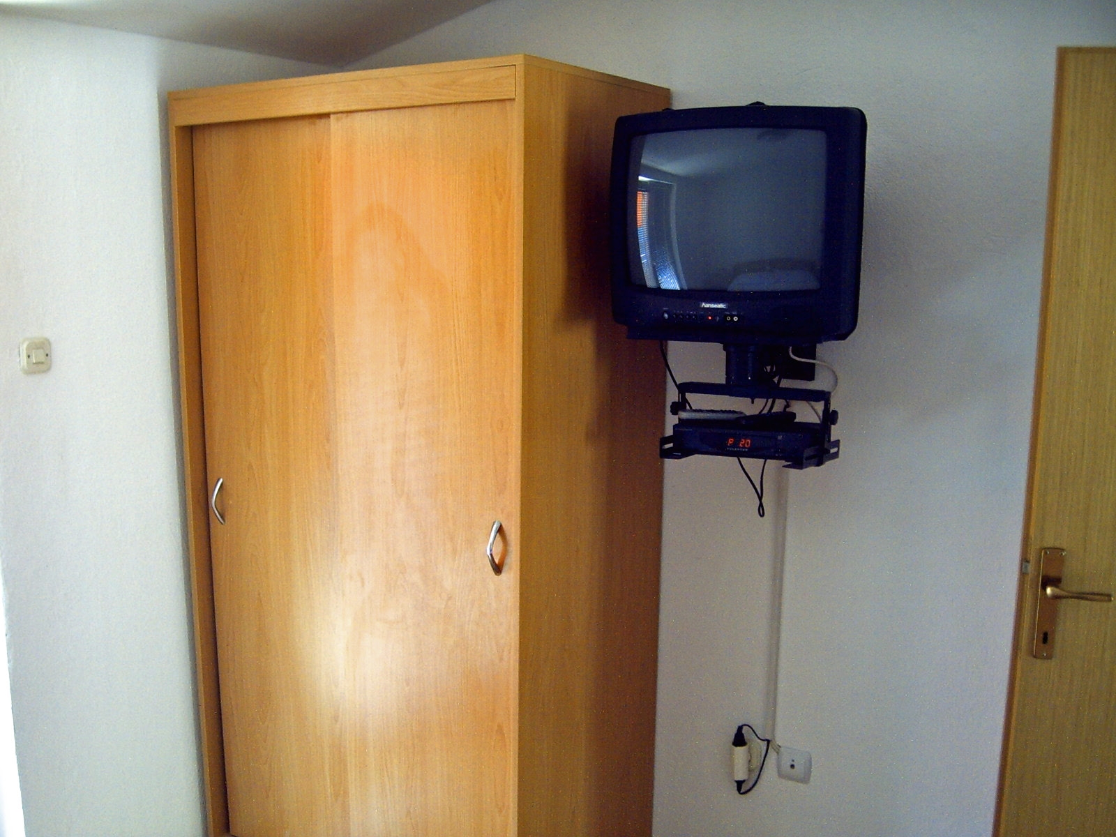 Top Hvar Zaraće (Gdinj) Top Hvar Zaraće (Gdinj)