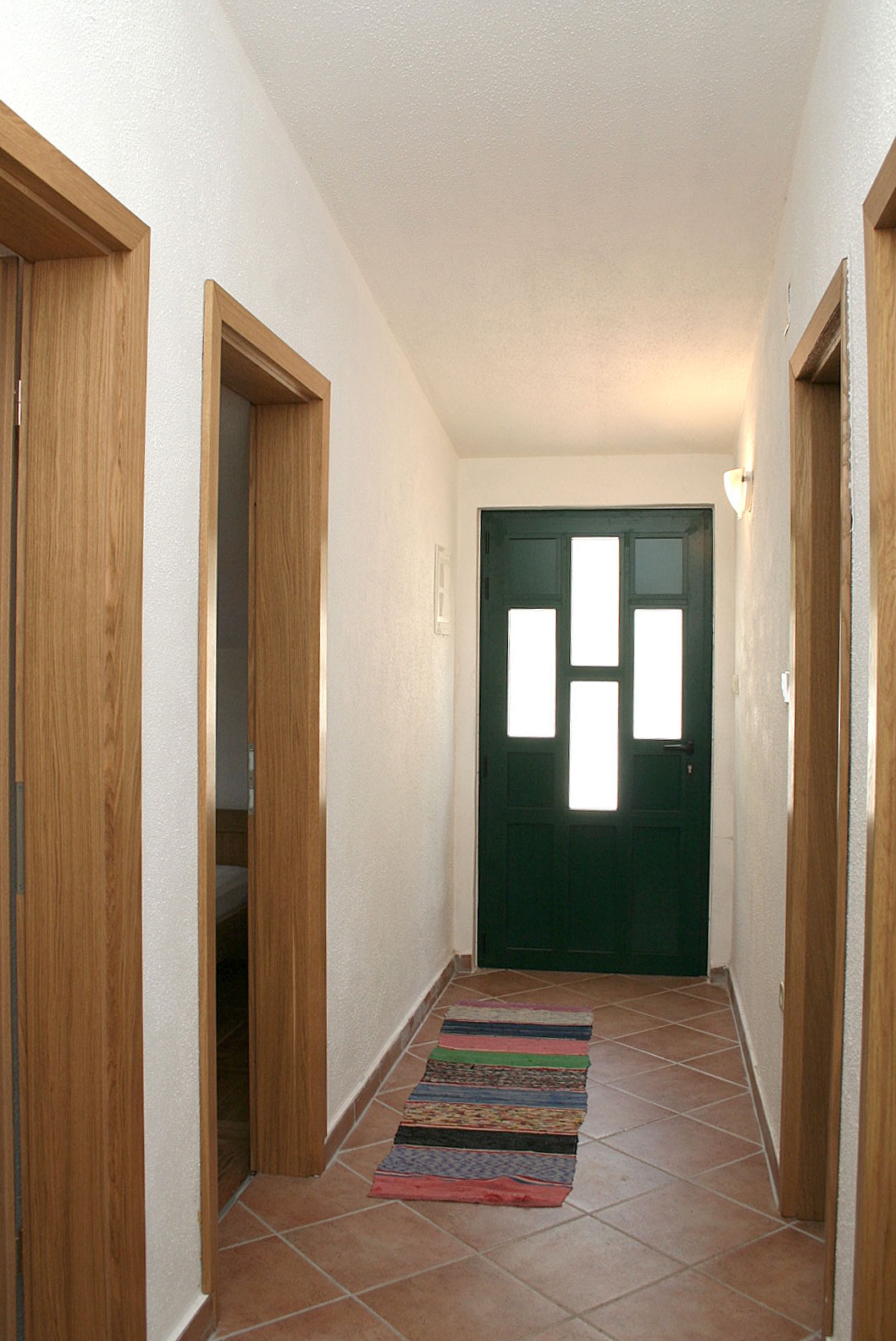 Three bedroom apartment near beach Basina, Hvar  A-a