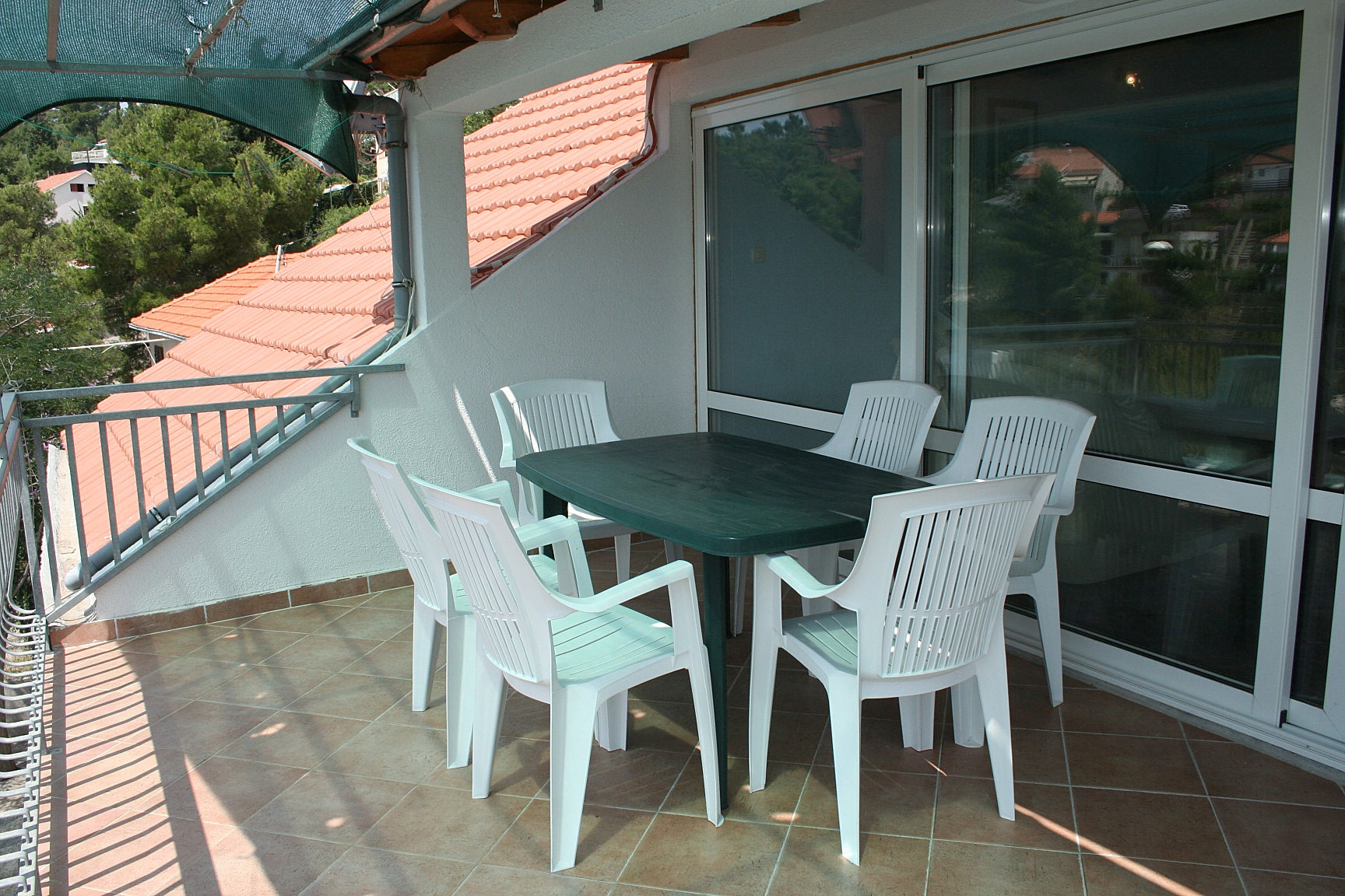 Three bedroom apartment near beach Basina, Hvar  A-a