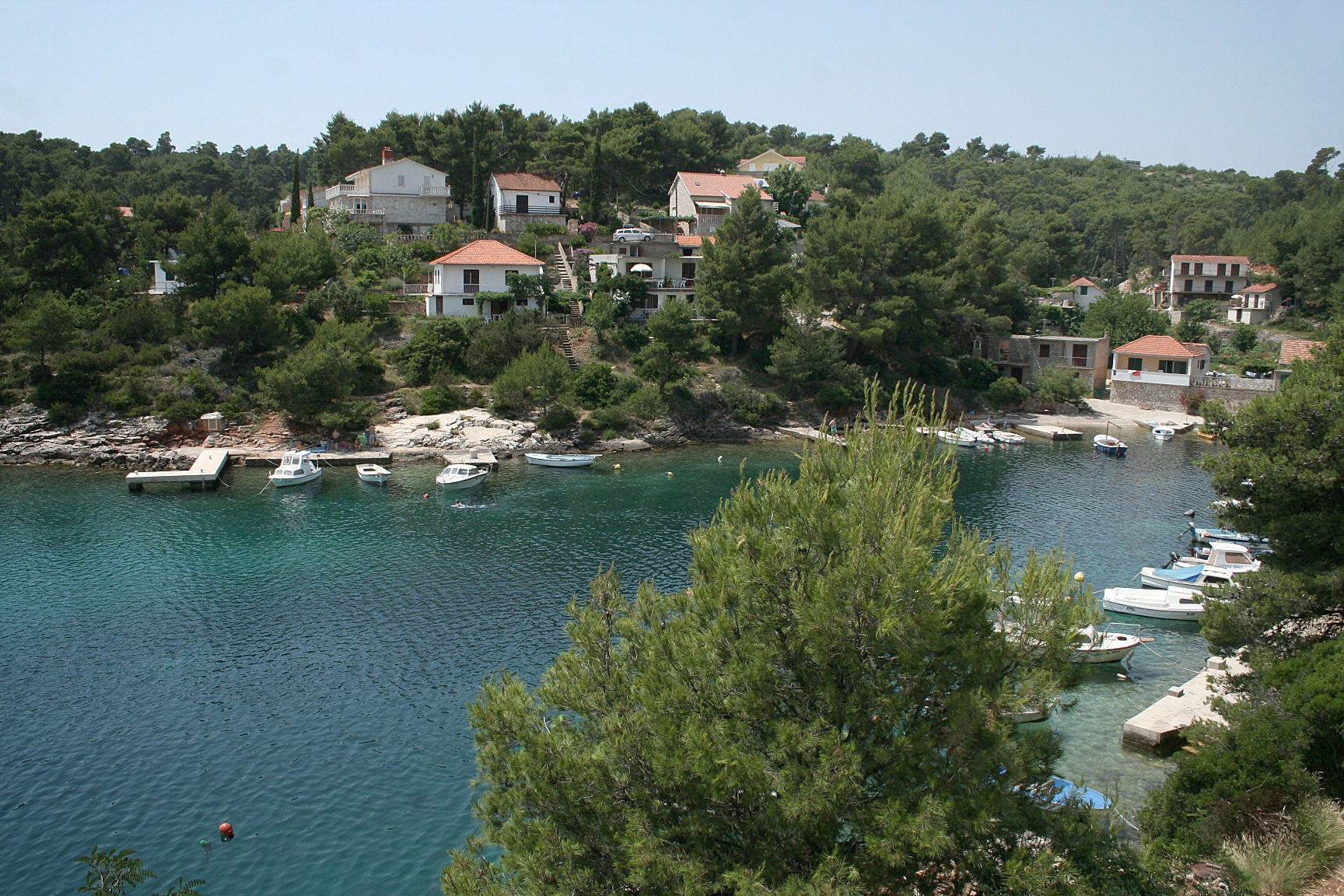 Three bedroom apartment near beach Basina, Hvar  A-a