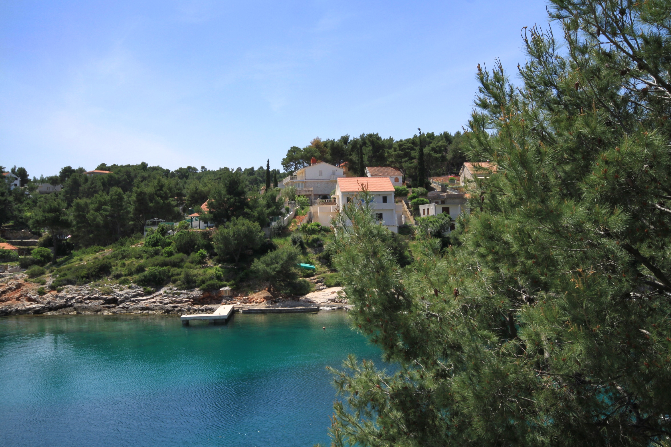 One bedroom apartment near beach Basina, Hvar  A-b