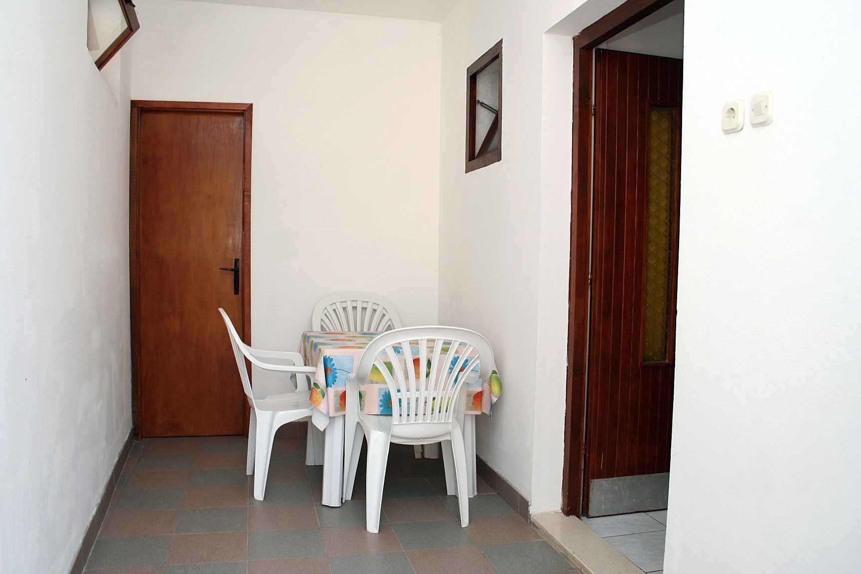 Top Hvar Basina Top Hvar Basina