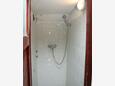 Bathroom Basina, Bathroom in the apartment, (pet friendly).