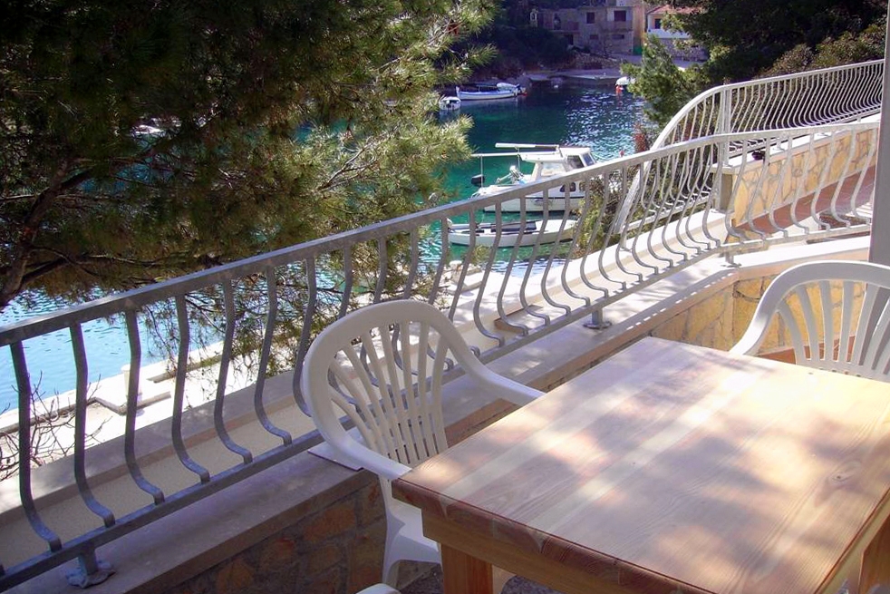 One bedroom apartment near beach Basina, Hvar (A-4599-g) One bedroom apartment near beach Basina, Hvar (A-4599-g)