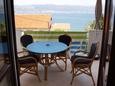 Terasa Slatine, Terasa în unitate de cazare tip apartment, cu vedere la mare şi WiFi.