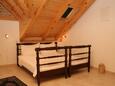 Спальня Vrboska, Спальня в размещении типа studio-apartment, Домашние животные допускаются и WiFi.