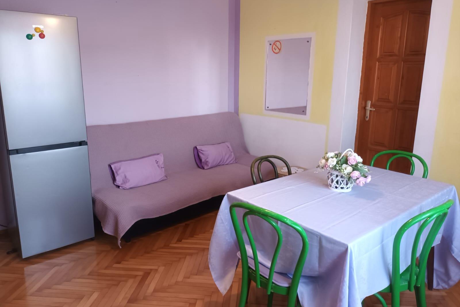 One bedroom apartment with balcony Jelsa, Hvar (A-4602-b)