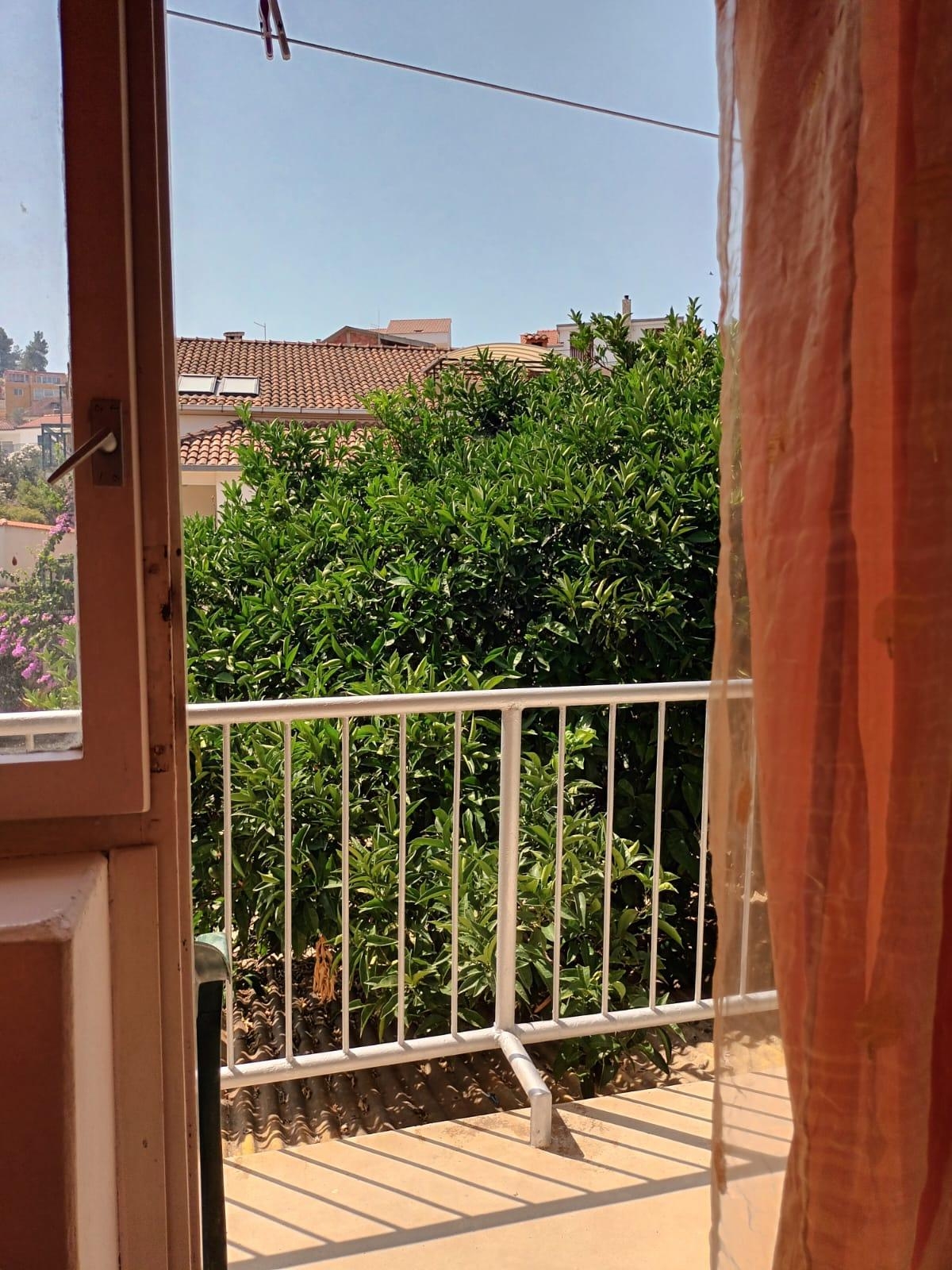 Room with balcony Jelsa, Hvar  S-a
