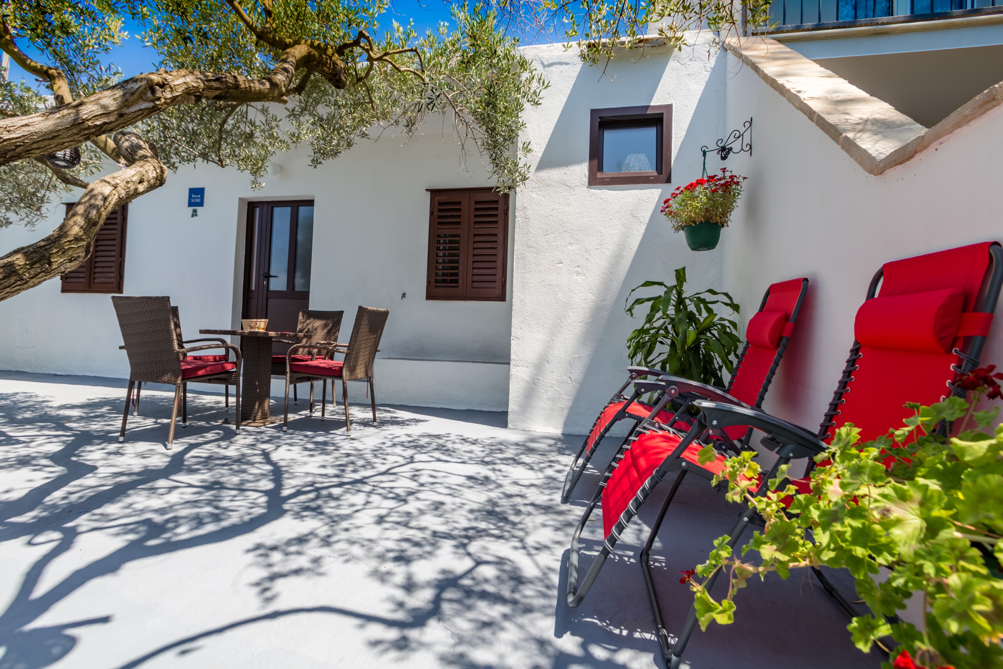 Three bedroom house near beach Cove Zarace (Gdinj), Hvar (K-4603)