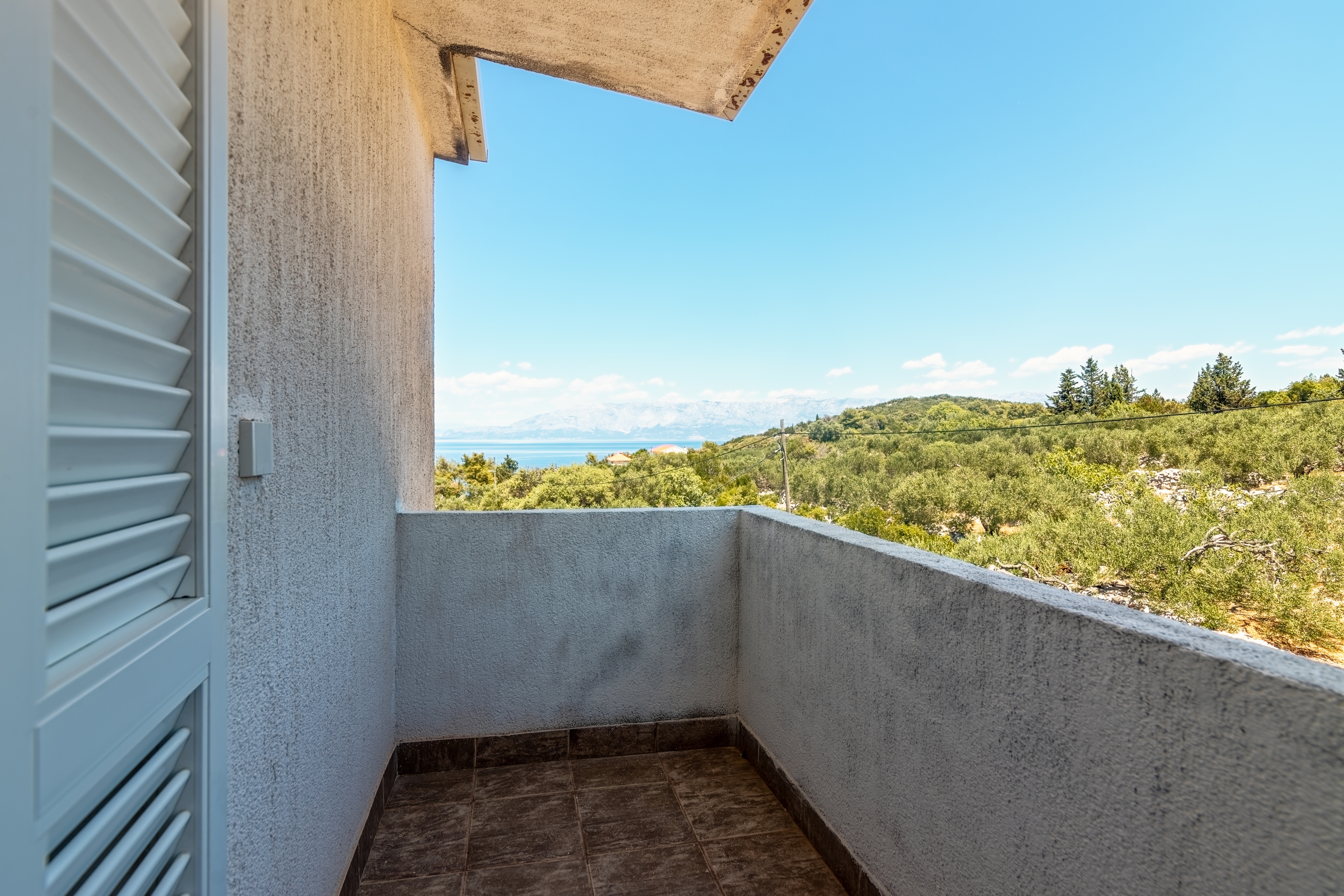 Two bedroom apartment near beach Cove Pokrivenik, Hvar  A-b