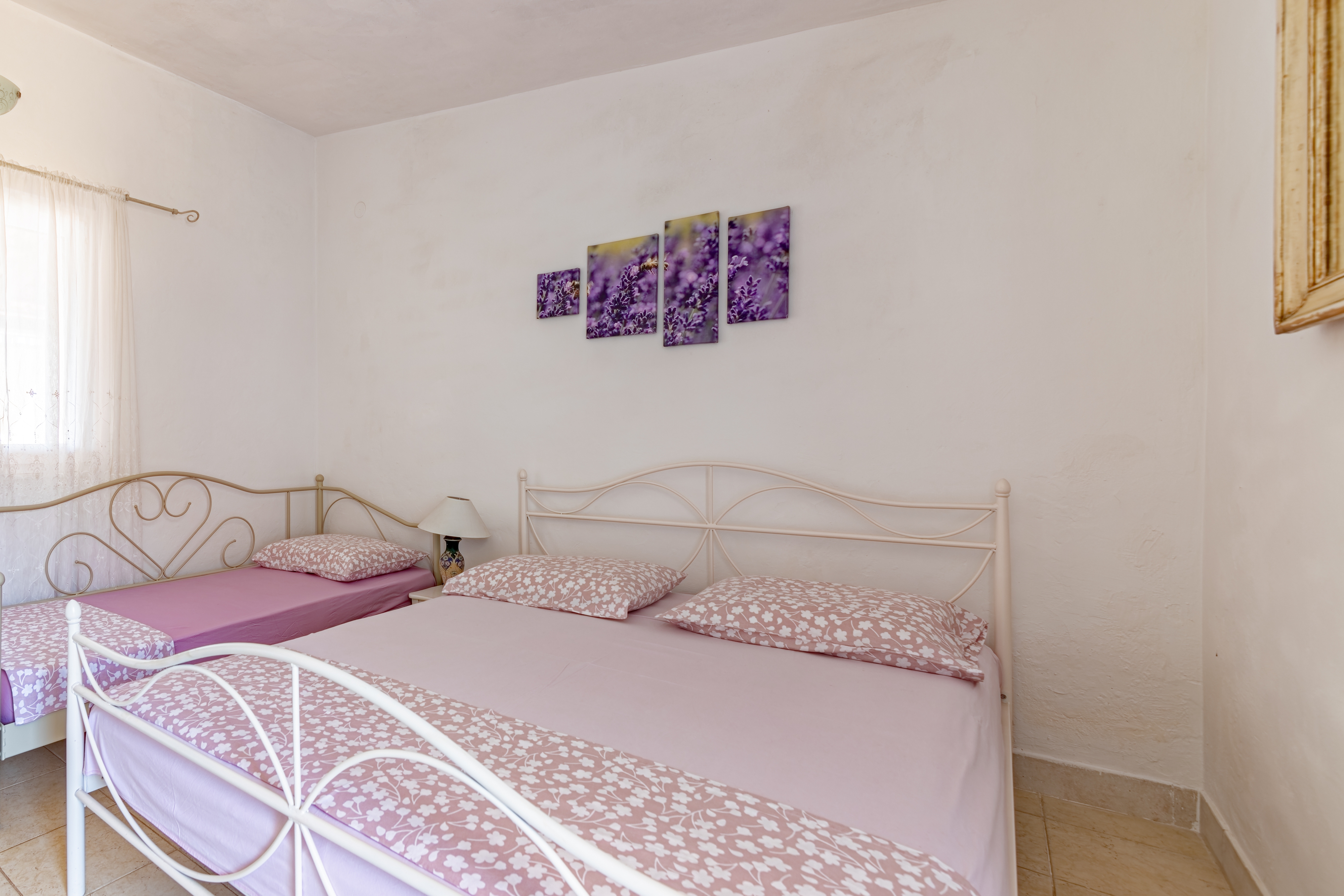 Two bedroom apartment near beach Cove Pokrivenik, Hvar  A-b