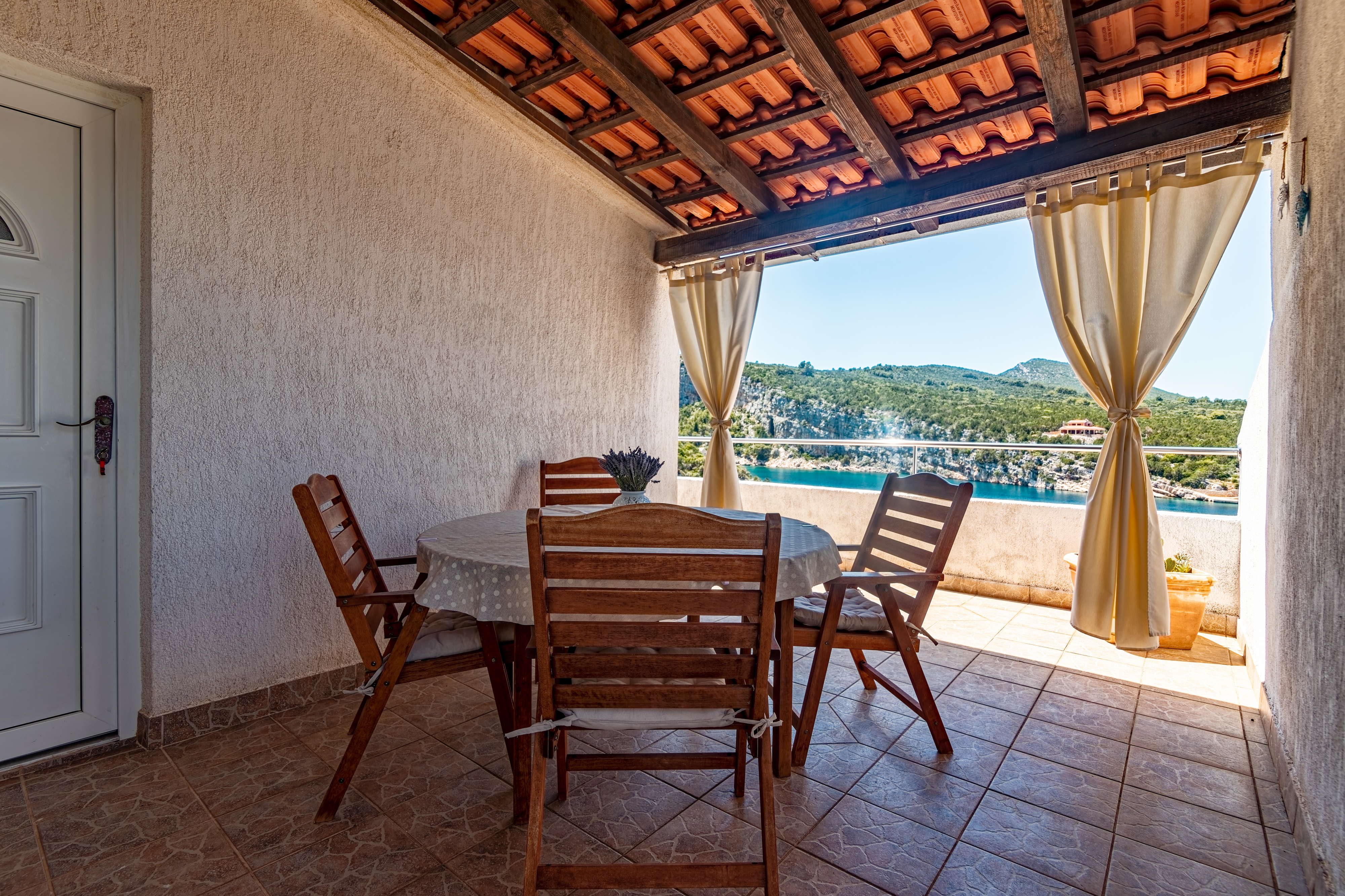 Two bedroom apartment near beach Cove Pokrivenik, Hvar  A-b