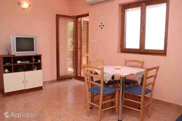 Dining room Sveta Nedilja, Dining room in the apartment, dostupna klima i WIFI.