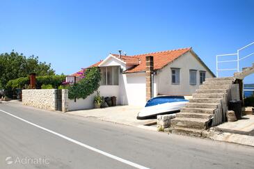 Property Hvar, Hvar, Property 4613 - Apartments and Rooms with pebble beach.
