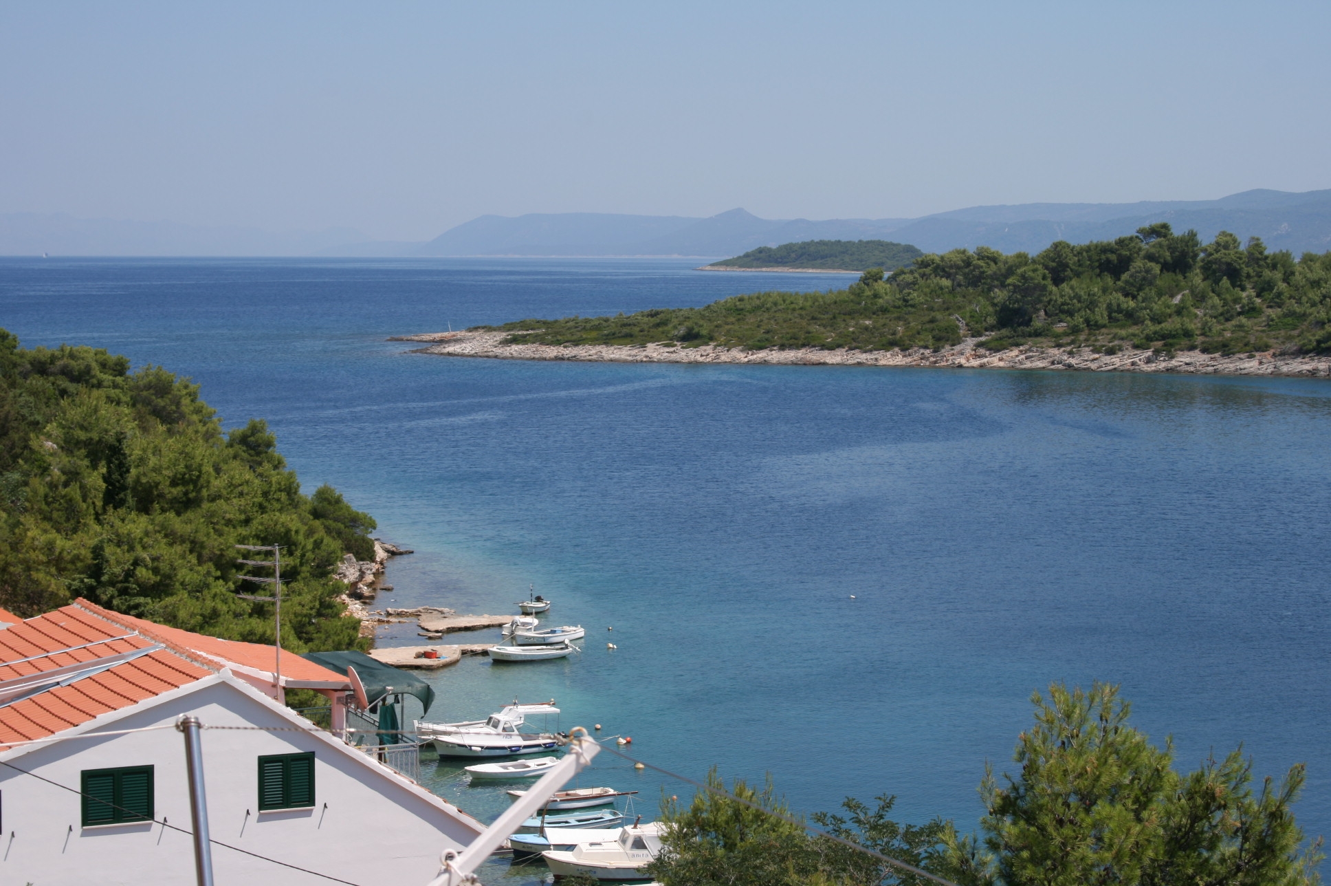 Three bedroom apartment with terrace and sea view Basina, Hvar  A-a