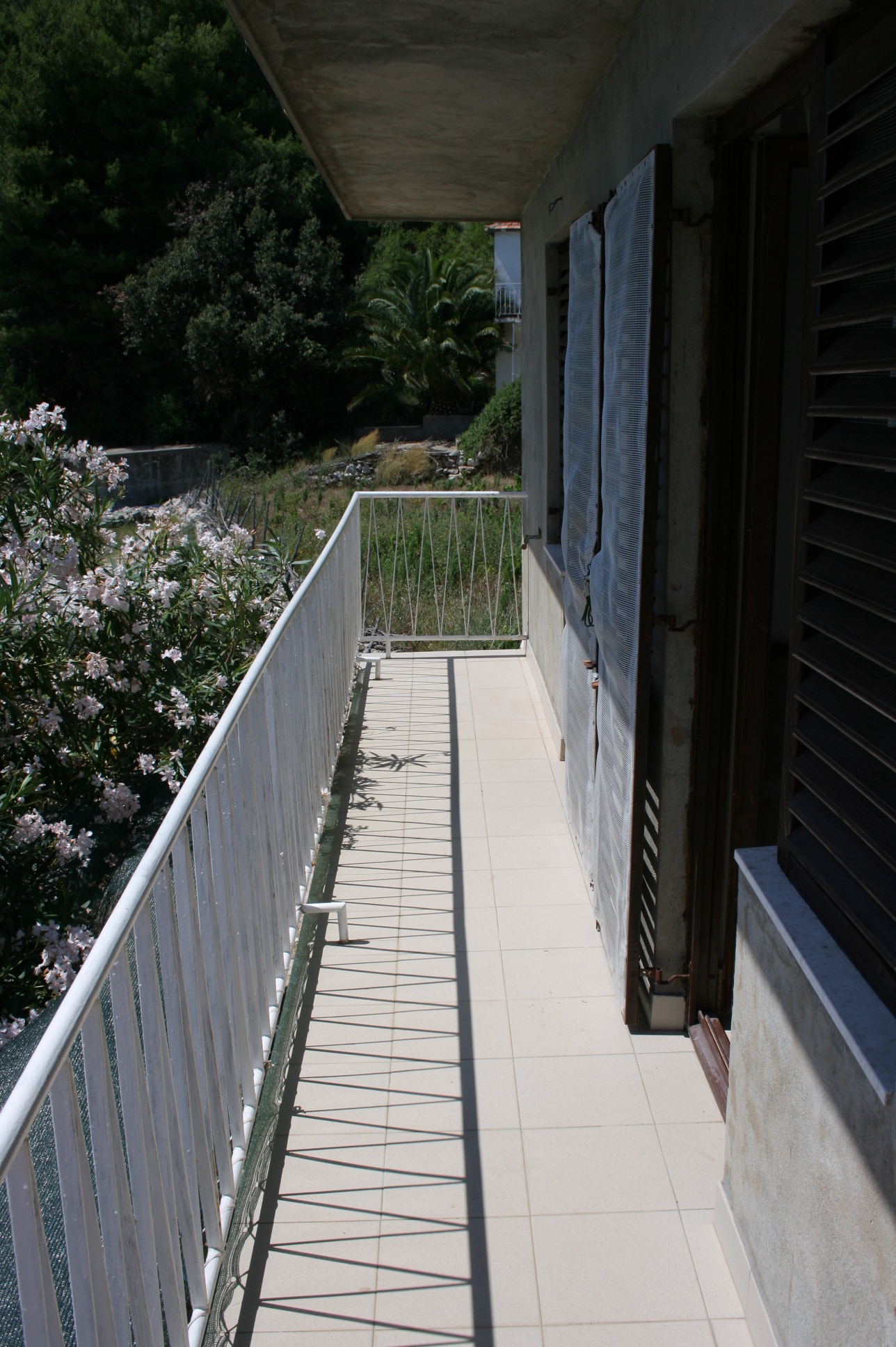 Two bedroom apartment near beach Cove Skozanje, Hvar  A-a