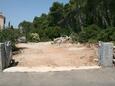 Parkirišče Vrboska, Hvar, Parkirišče 4634 - Apartmaji s kamnito plažo.