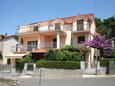 Szálláshely Vrboska, Hvar, Szálláshely 4634 - Apartmanok köves stranddal.