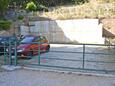 Parking lot Mimice, Omiš, Parking lot 4645 - Apartments by the sea.