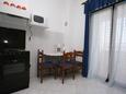 Dining room Arbanija, Dining room in the apartment, WiFi.