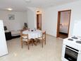 Jídelna Mastrinka, Jídelna v ubytování typu apartment, s klimatizací a WiFi.