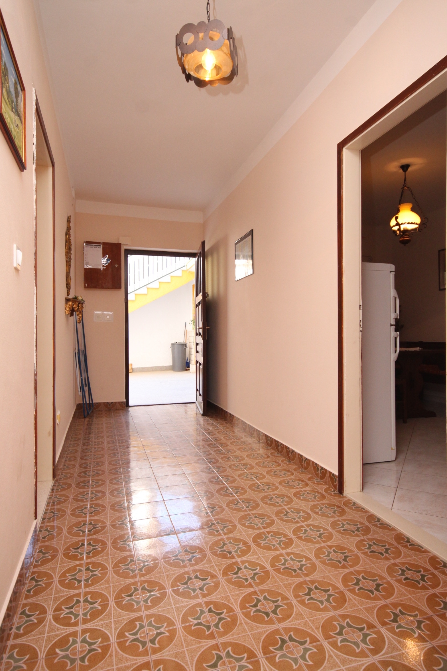 Four bedroom apartment with terrace and sea view Nemira, Omiš  A-a