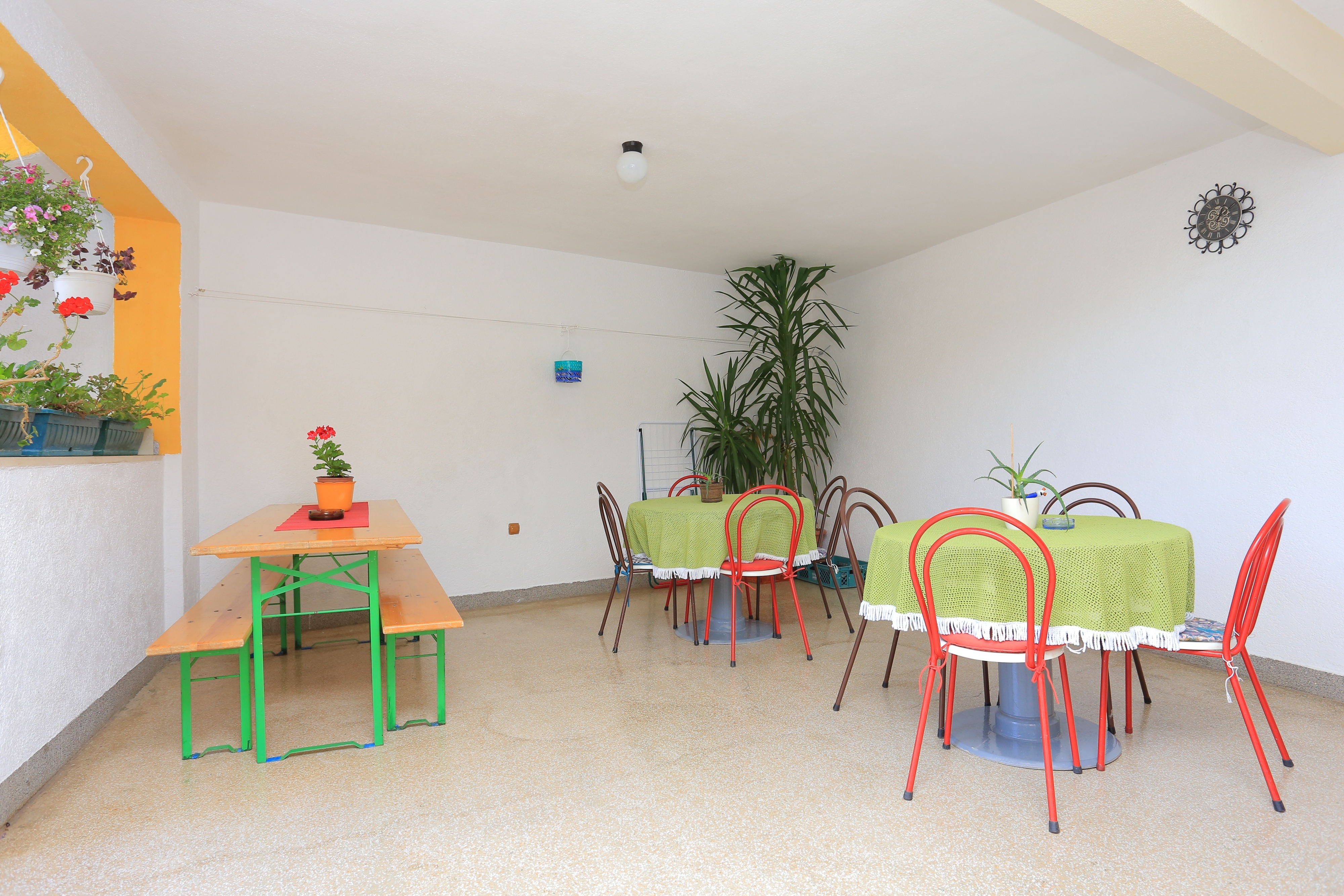 Four bedroom apartment with terrace and sea view Nemira, Omiš  A-a